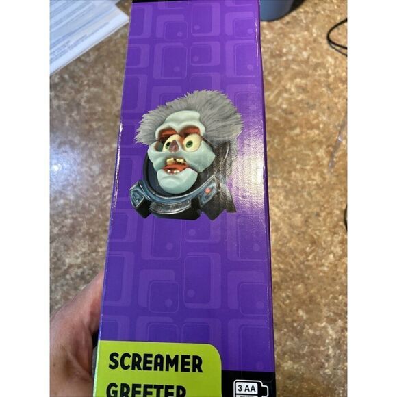 Screamer Greeter By Gemmy  Halloween. Screams, Talks, Lights Up And Drops Jaw - Picture 2 of 4